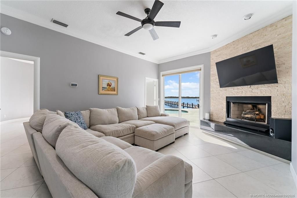 2318 NW Bay Colony Court, Stuart, FL 34994 Photo