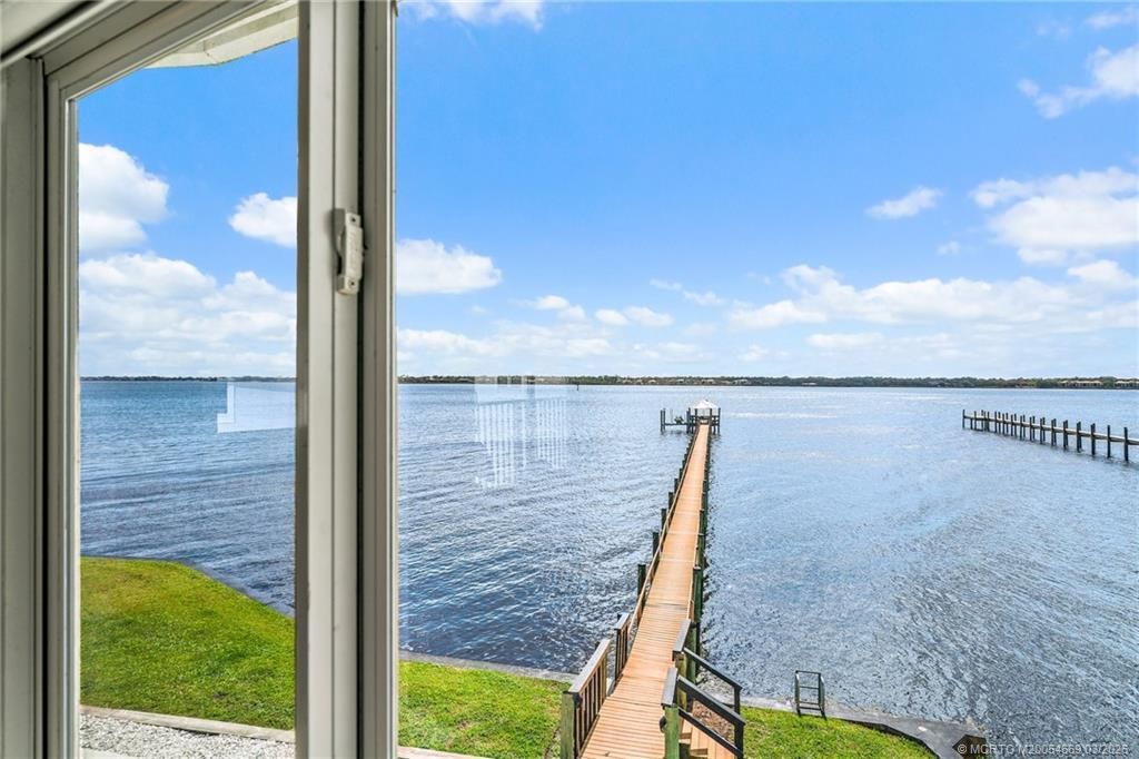 2318 NW Bay Colony Court, Stuart, FL 34994 Photo