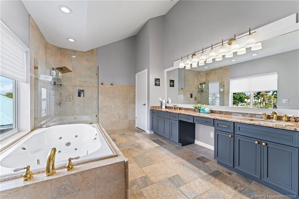 2318 NW Bay Colony Court, Stuart, FL 34994 Photo