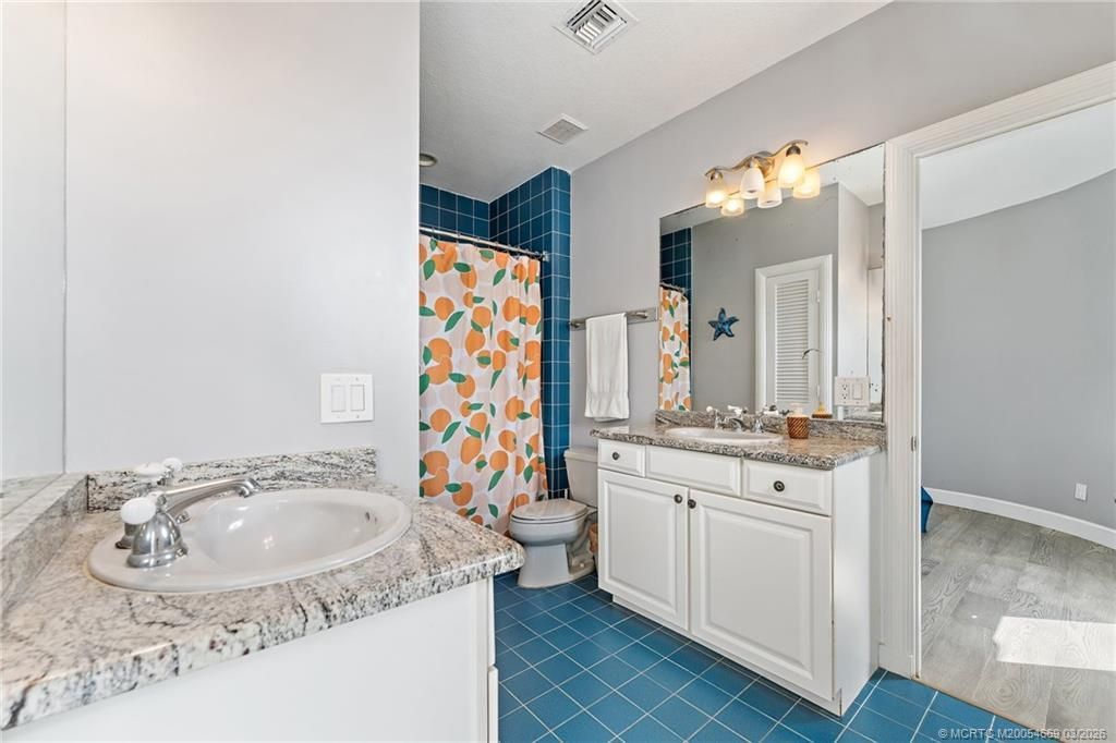 2318 NW Bay Colony Court, Stuart, FL 34994 Photo