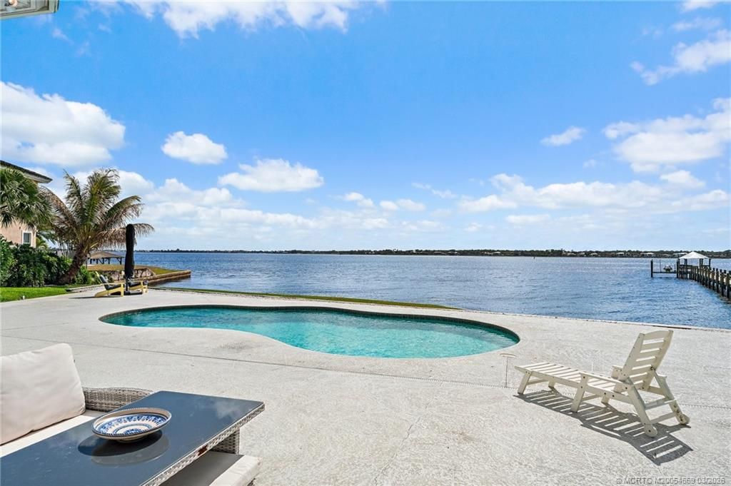 2318 NW Bay Colony Court, Stuart, FL 34994 Photo