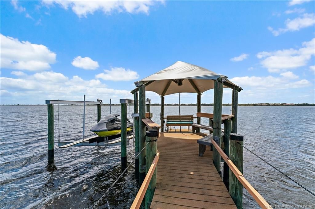 2318 NW Bay Colony Court, Stuart, FL 34994 Photo