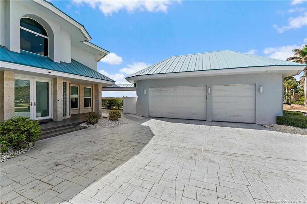 2318 NW Bay Colony Court, Stuart, FL 34994 Photo