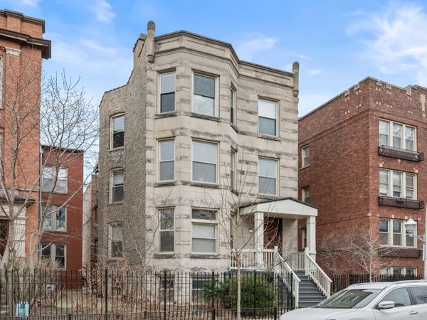 3130 N Clifton Avenue , Unit 2, Chicago, IL 60657