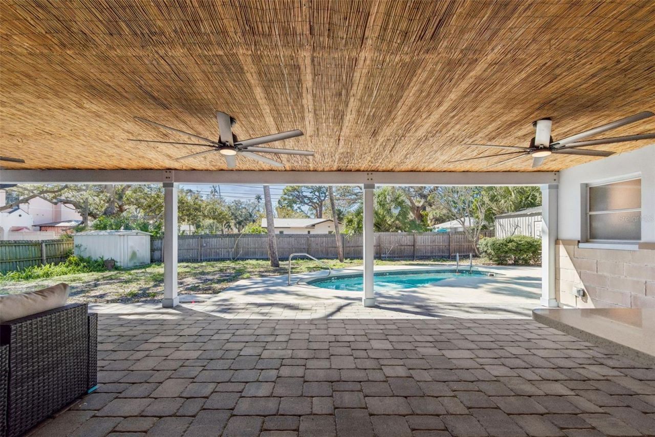 6695 Canton Street S, Saint Petersburg, FL 33712 Photo