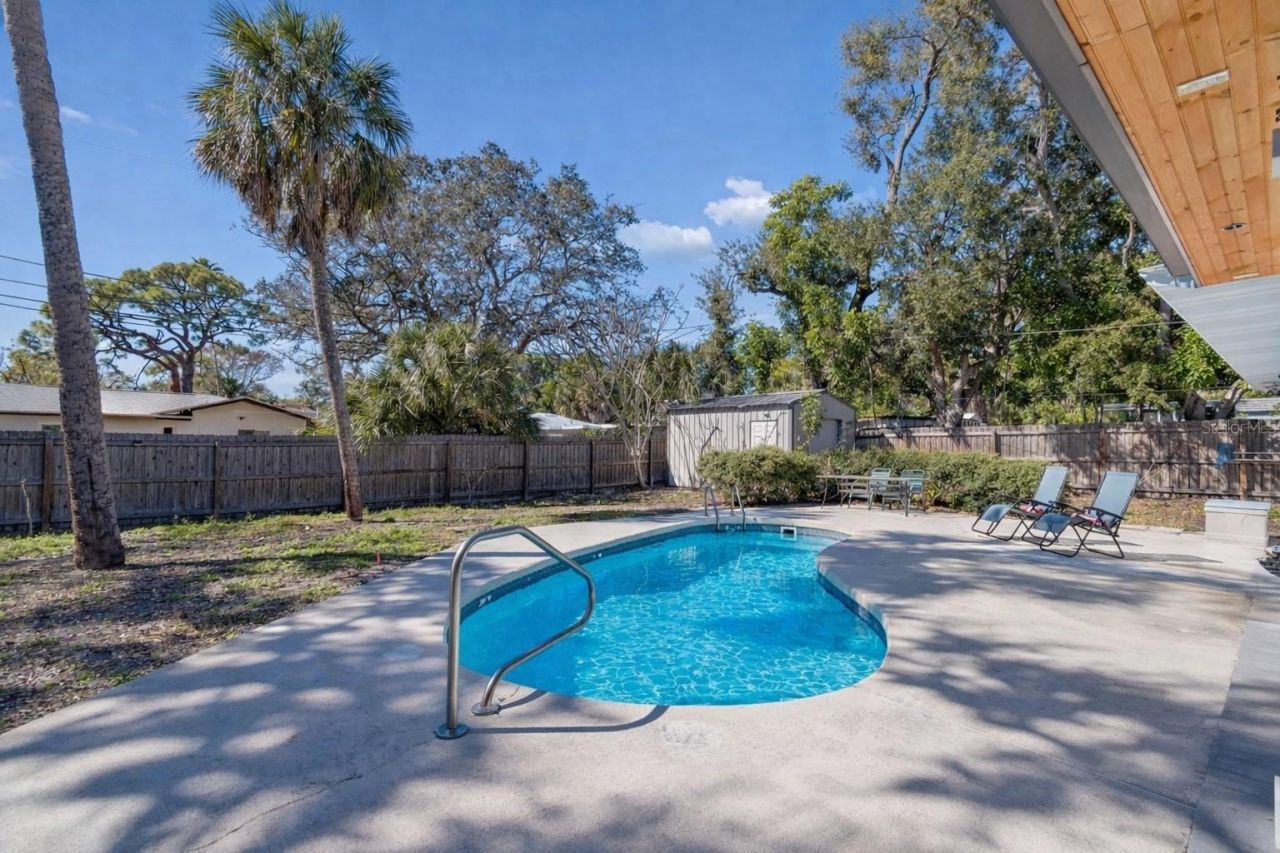 6695 Canton Street S, Saint Petersburg, FL 33712 Photo