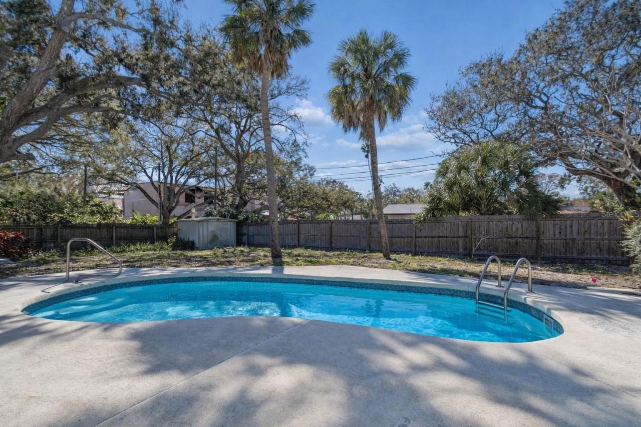 6695 Canton Street S, Saint Petersburg, FL 33712 Photo