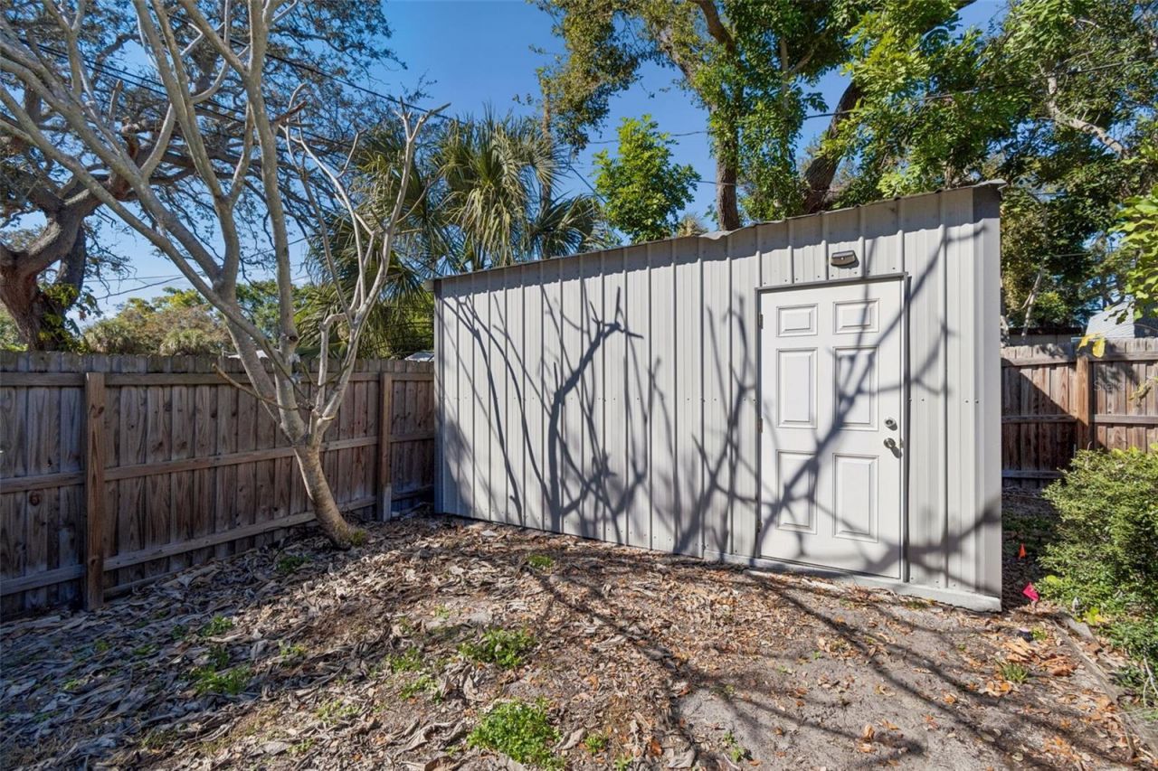 6695 Canton Street S, Saint Petersburg, FL 33712 Photo