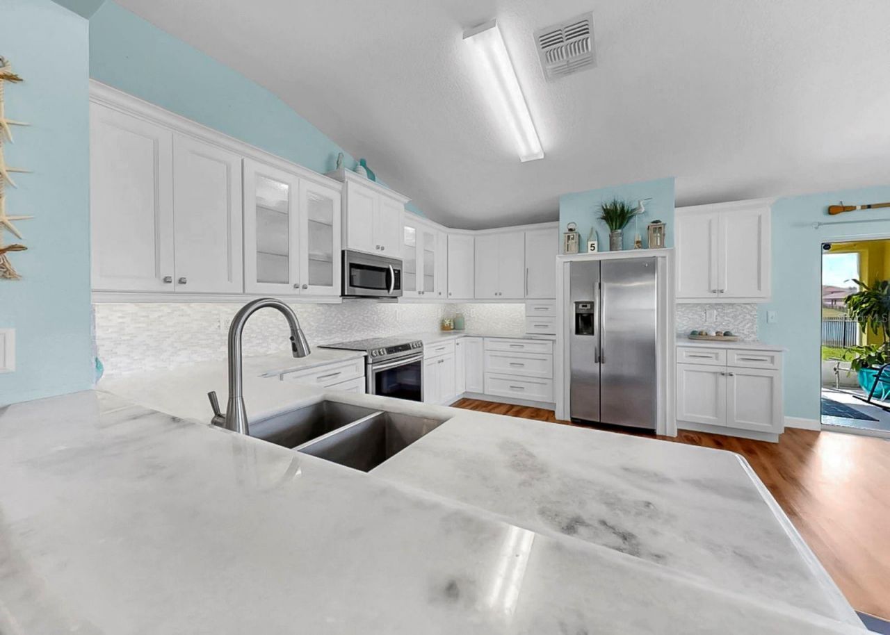 5419 Hammock View Lane, Apollo Beach, FL 33572 Photo