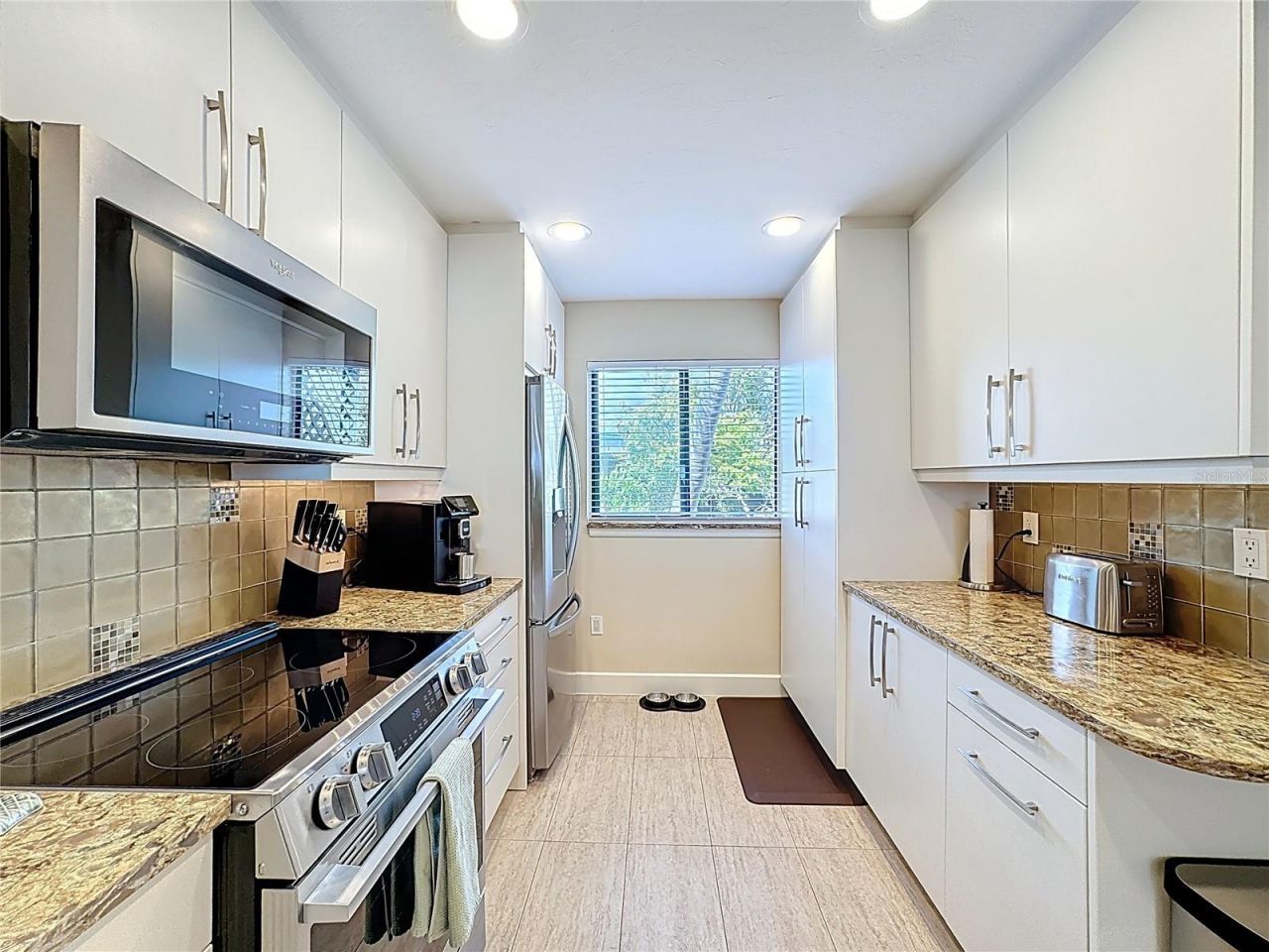 1510 Pelican Point Drive, Unit BA270, Sarasota, FL 34231 Photo