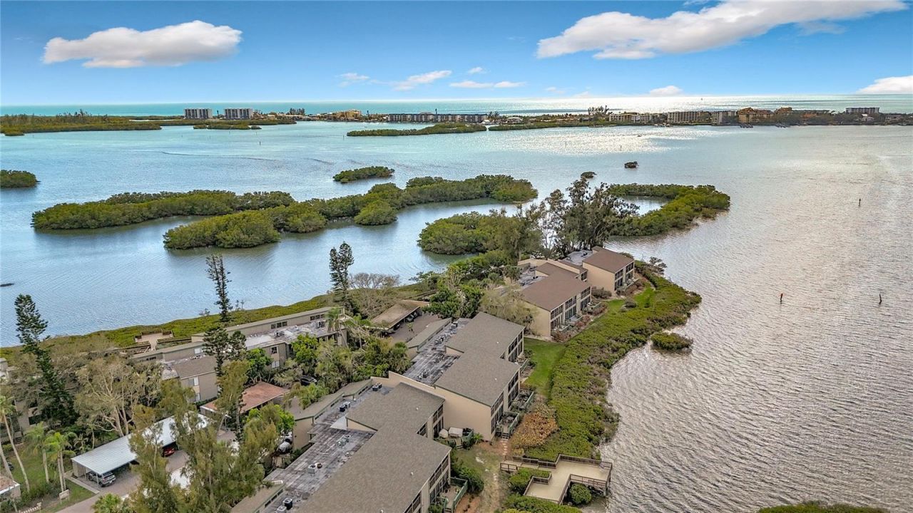 1510 Pelican Point Drive, Unit BA270, Sarasota, FL 34231 Photo