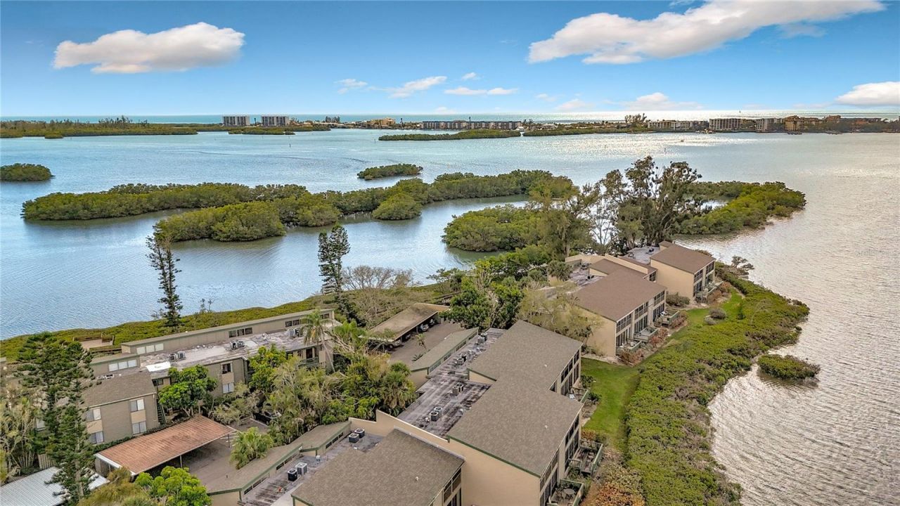 1510 Pelican Point Drive, Unit BA270, Sarasota, FL 34231 Photo