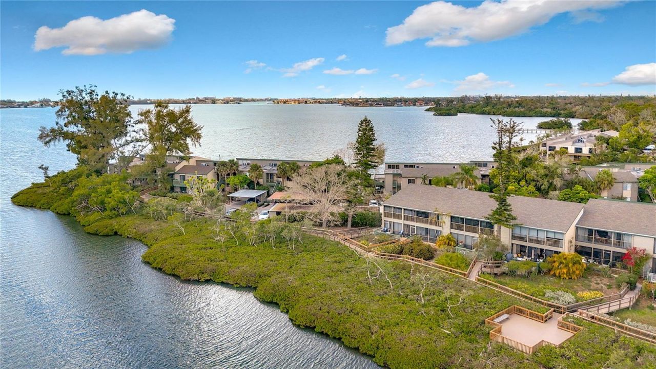 1510 Pelican Point Drive, Unit BA270, Sarasota, FL 34231 Photo