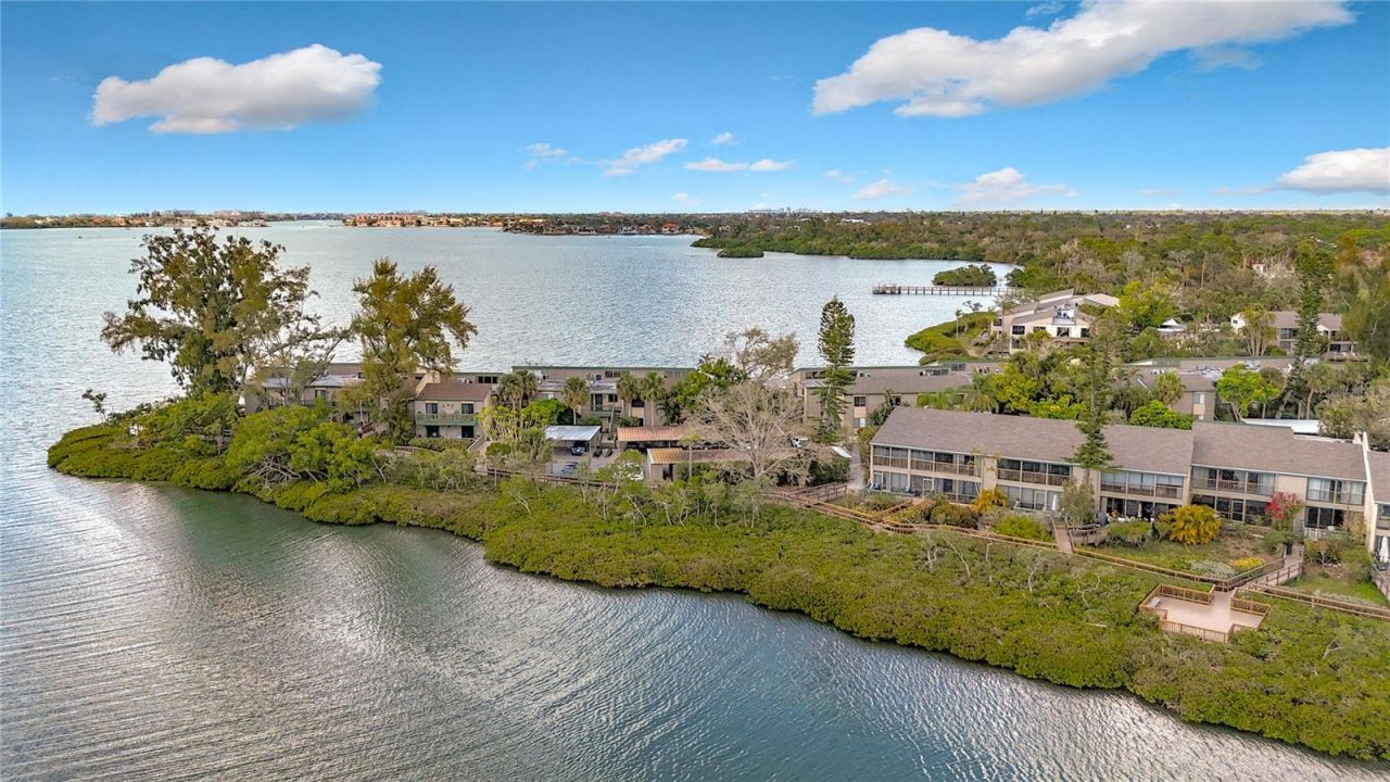 1510 Pelican Point Drive, Unit BA270, Sarasota, FL 34231 Photo