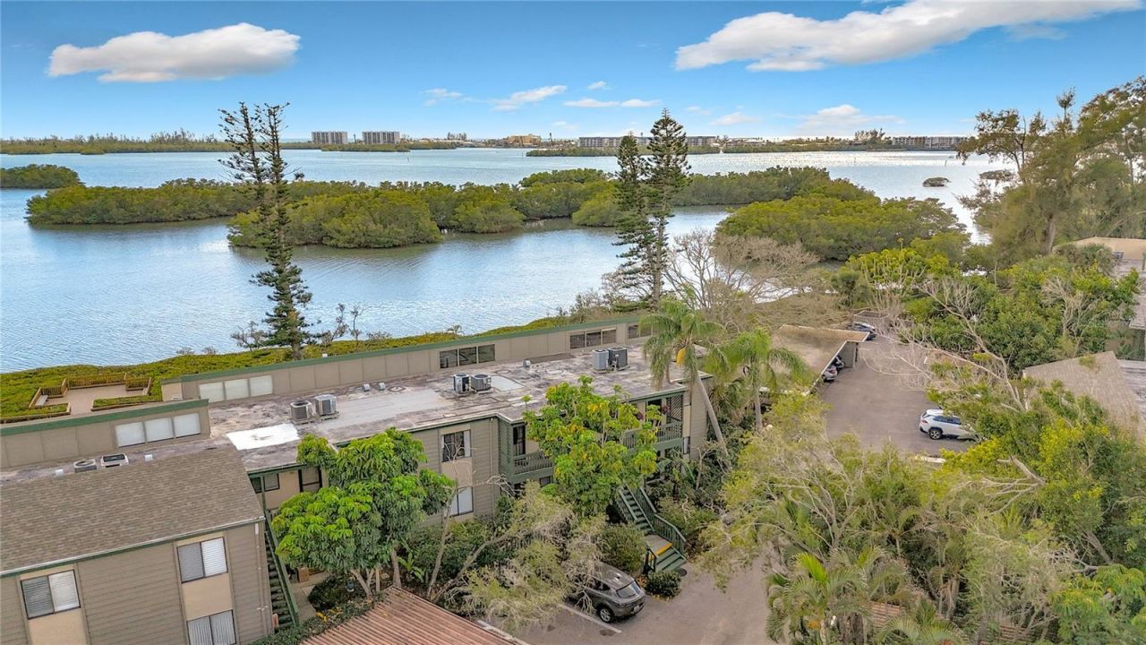 1510 Pelican Point Drive, Unit BA270, Sarasota, FL 34231 Photo