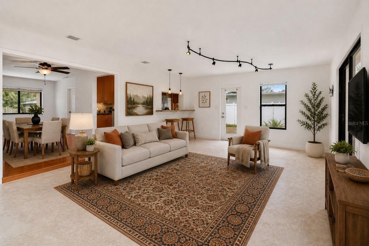 3709 Mockingbird Lane, Orlando, FL 32803 Photo