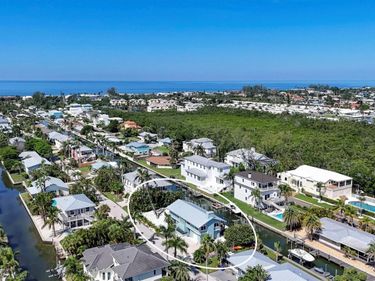 825 TARAWITT DRIVE , LONGBOAT KEY, FL 34228