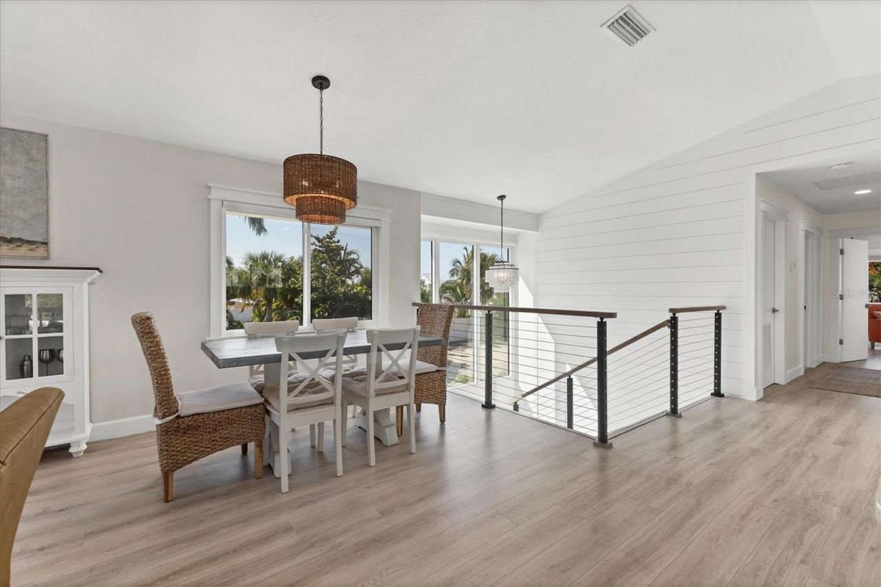 825 Tarawitt Drive, Longboat Key, FL 34228 Photo