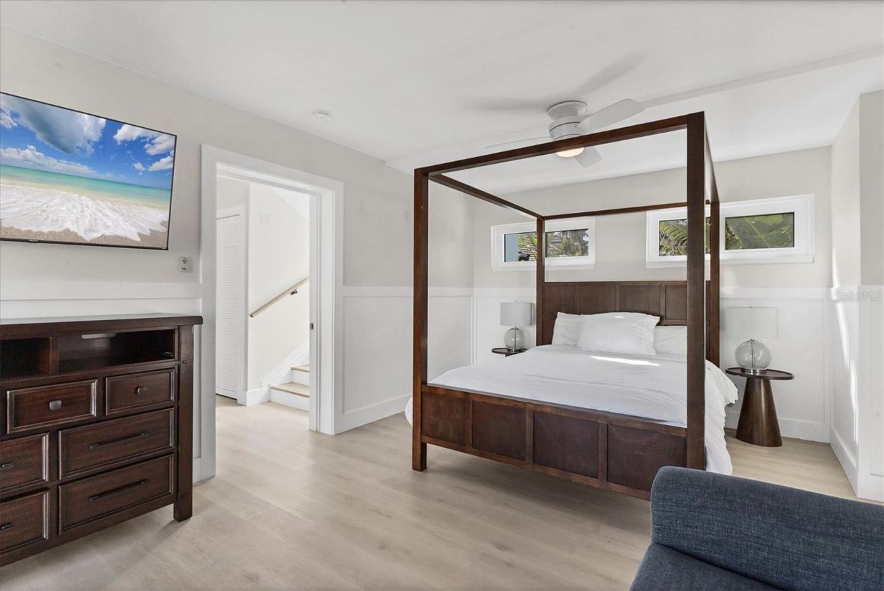 825 Tarawitt Drive, Longboat Key, FL 34228 Photo