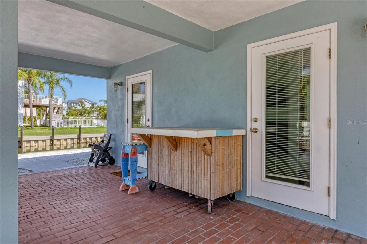 825 Tarawitt Drive, Longboat Key, FL 34228 Photo