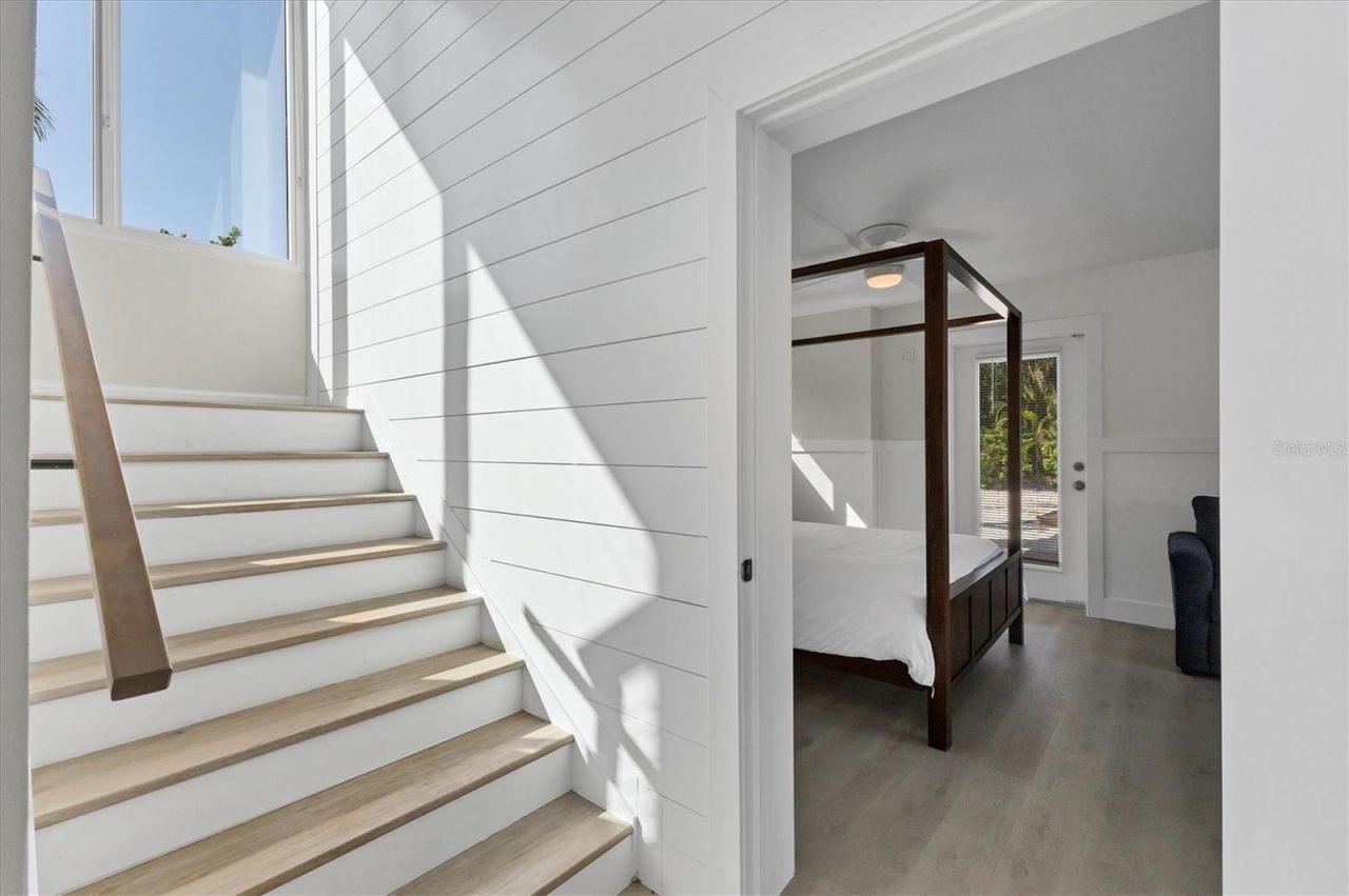 825 Tarawitt Drive, Longboat Key, FL 34228 Photo