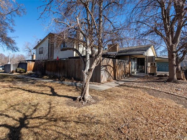 4 Nome Way, Unit D, Aurora, CO 80012