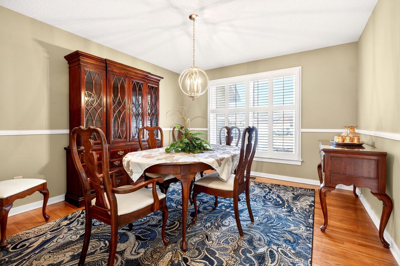 104 Glasgow Circle Photo 21