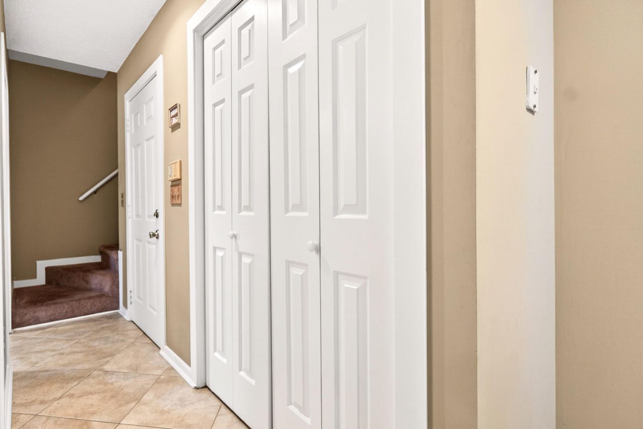 104 Glasgow Circle Photo 22