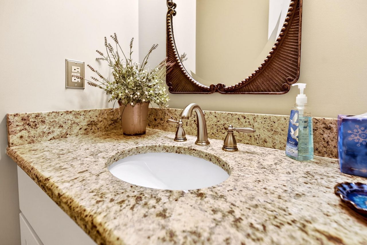 104 Glasgow Circle Photo 24