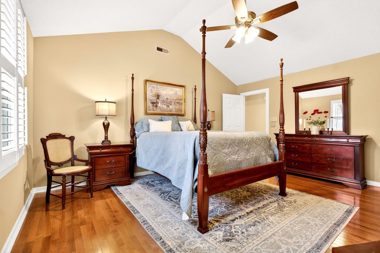 104 Glasgow Circle Photo 39