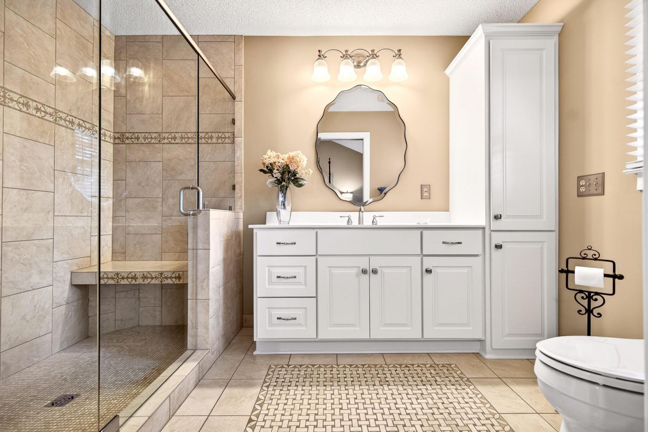 104 Glasgow Circle Photo 40