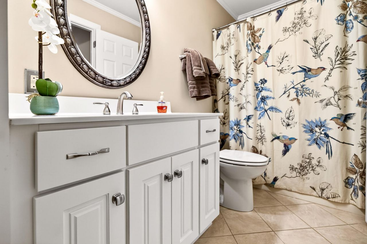 104 Glasgow Circle Photo 49