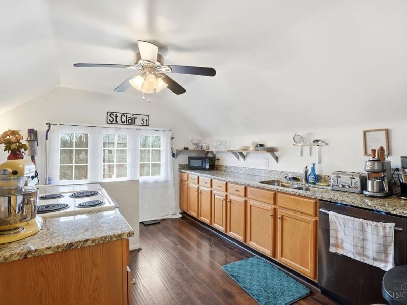 508 Terrace Avenue, Cincinnati, OH 45220 Photo 48