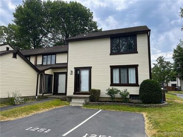 1251 Charlesgate Circle , Accord, NY 14051