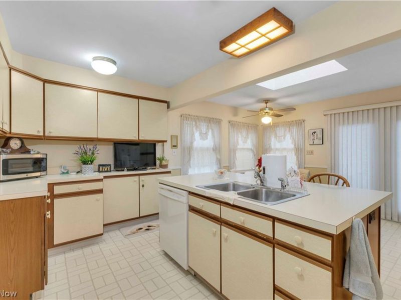 3971 Wooster Road, Fairview Park, OH 44126 Photo 7