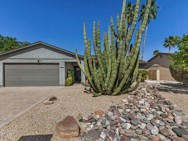 10710 E CLINTON Street, Scottsdale, AZ 85259