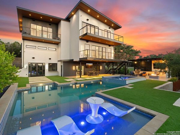 1104 SUMMIT RIDGE DR, Canyon Lake, TX 78133