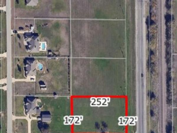 8898 Fm-156 , Justin, TX 76247