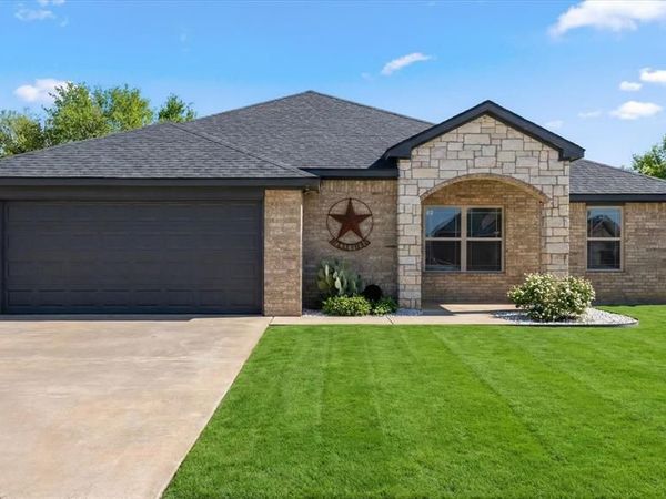 9150 Parkview Circle, Tolar, TX 76476