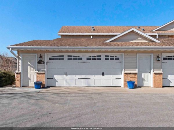 2198 S BROADWAY STREET, De Pere, WI 54115