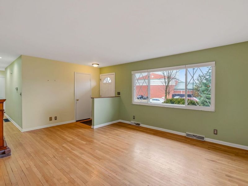 78 Hayes Drive, Delaware, OH 43015 Photo 10