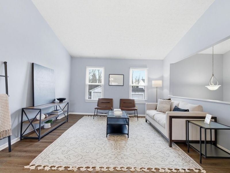 3698 Skipstone Place, Columbus, OH 43221 Photo 4