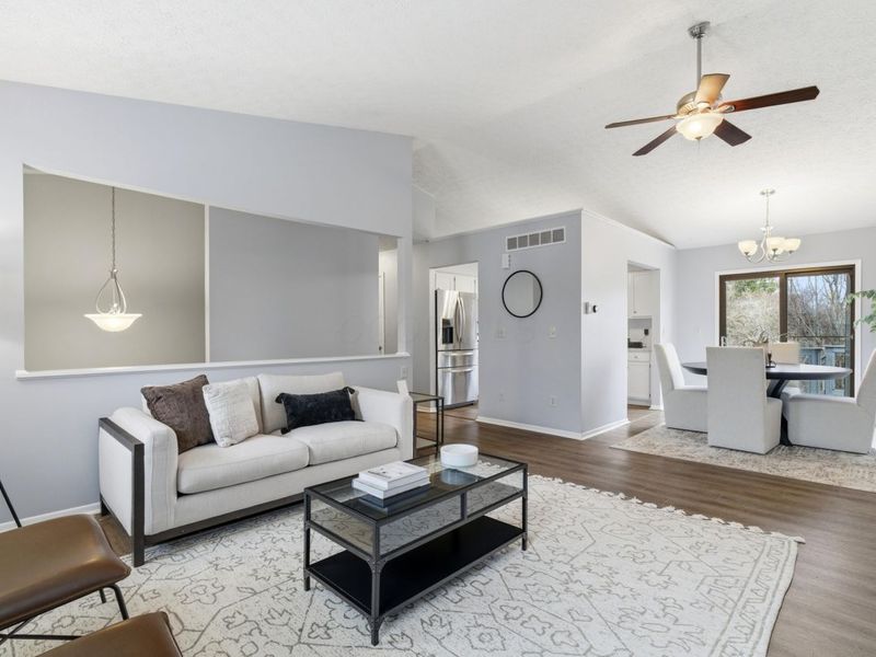 3698 Skipstone Place, Columbus, OH 43221 Photo 6