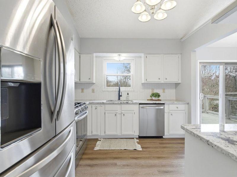 3698 Skipstone Place, Columbus, OH 43221 Photo 9