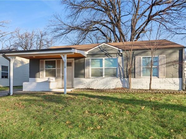 5018 Crest Drive, Kansas City, KS 66106