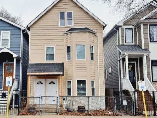 2958 W Nelson Street , Chicago, IL 60618