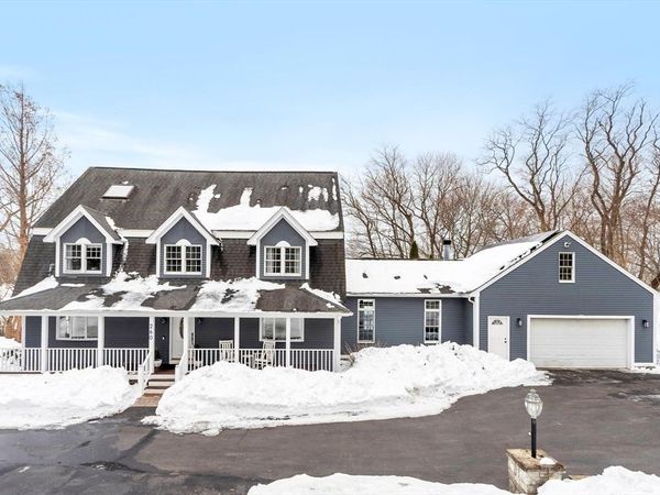 260 Willow Ave, Haverhill, MA 01835