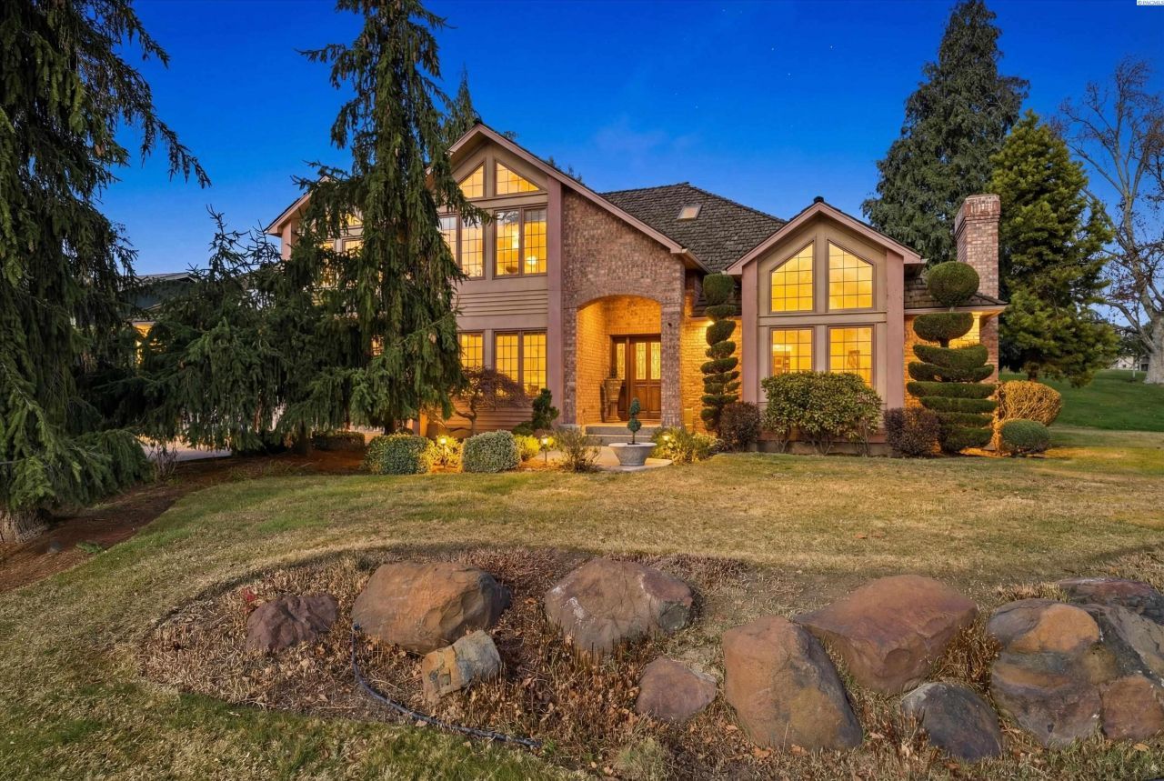 230 Greenbriar West primary photo