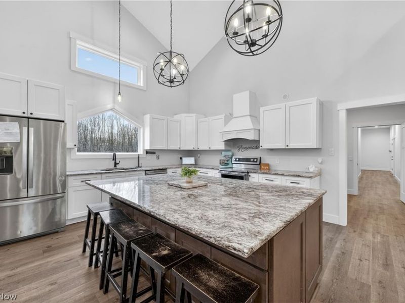 2252 Applegrove Street NE, Canton, OH 44721 Photo 3