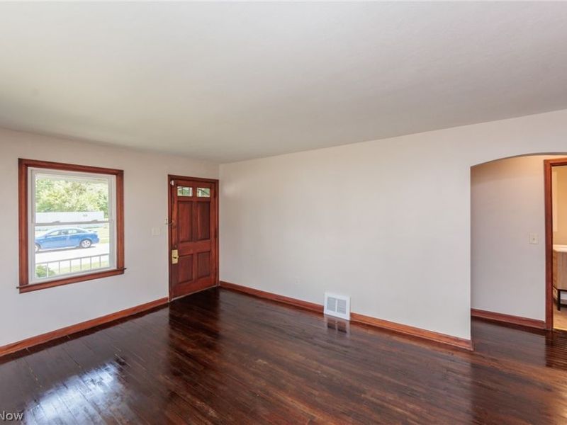 125 E 30th Street, Lorain, OH 44055 Photo 10